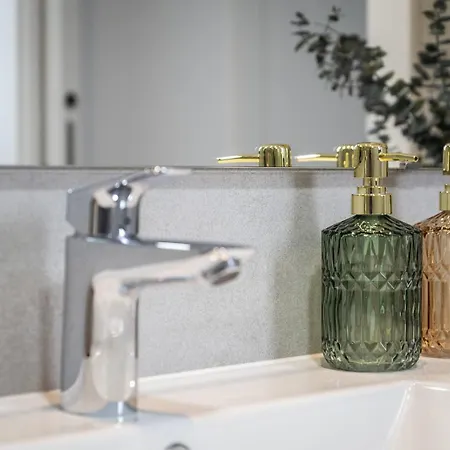 The Middleviews Collection - Terraza Mar By Hwpc * 푸엔히롤라