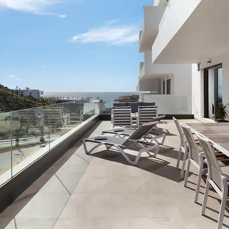 The Middleviews Collection - Terraza Mar By Hwpc 푸엔히롤라