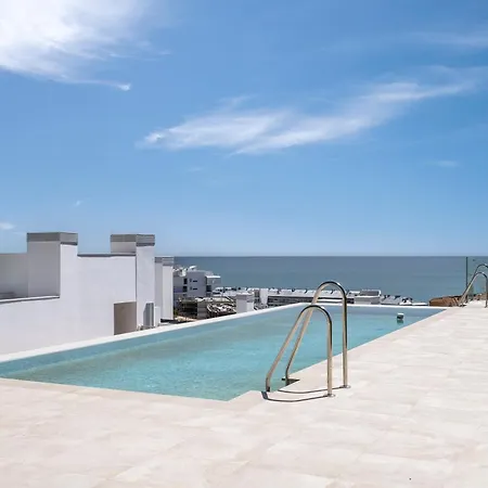 The Middleviews Collection - Terraza Mar By Hwpc 아파트 푸엔히롤라